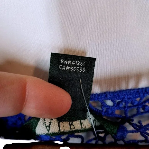 Lauren Ralph Lauren Blue Crochet Lace Size XS Short Sleeve Sheath Swim Cover - Picture 7 of 9